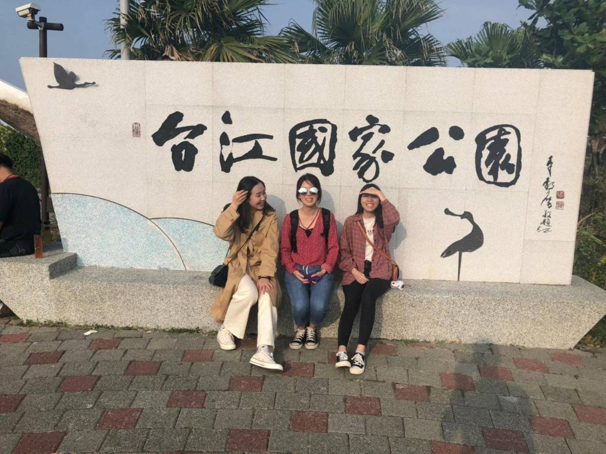 Ostello Mydeer Backpacker Tainan Esterno foto